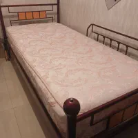 تختخواب فلزی دو طبقه همراه با تشک