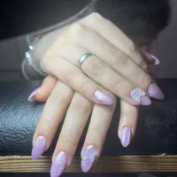 کاشت ناخن 300