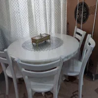 میز ناهار خوری سالم در حد نو تمام چوب