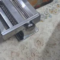 پاستا ساز و رشته بر