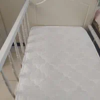 تخت کودک به همراه تشک