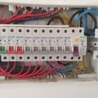 اجرای برقکاری و لوله کشی پروژه های ساختمانی