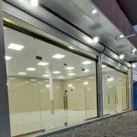 مغازه پایین تر از باغ رضوان