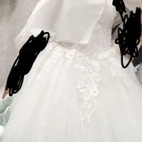 لباس عروس تکمیل در حد نو