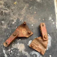تعدادی لوازم ماشین سبک وسنگین