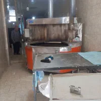 یک باب مغازه 100متری