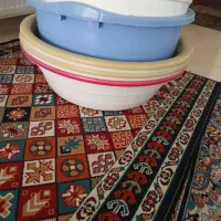 فقط دوعددسبدموجوده که دورشون کرم رنگه