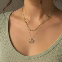 گردن آویز دولاین