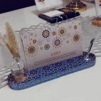 تقویم چوبی و پلکسی رومیزی لاکچری ۱۴۰۵