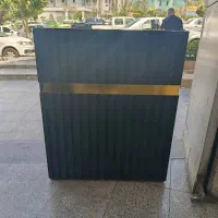 میز پیشخوان مشکی طلایی