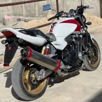 Cb1300
