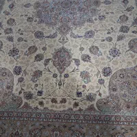 قالی نخ ابریشم۱۲۵۰شانه (مشهد اردهال کاشان)