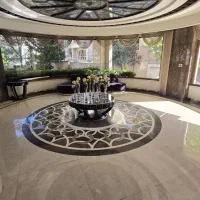 زعفرانیه-200متر3خواب-فول-2پارکینگ-روف-گاردن