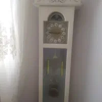 ساعت ایستاده و جاقابلمه