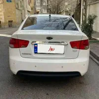 سراتو بی رنگ ۹۶، مونتاژ