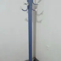 چوب لباسی ایستاده