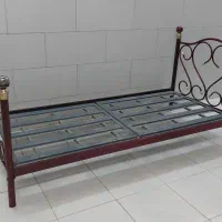 تخت خواب یک نفره فلزی