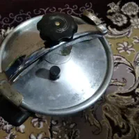 دیگ زودپز