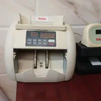 دستگاه پول شمار و تشخیص جعل اسکناس در حد نو