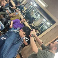 آموزش فید و اصلاح مردانه عملی با مدل زنده