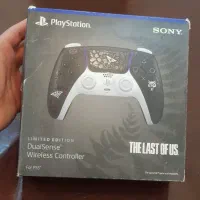 دسته PS5 the last of us نسخه محدود