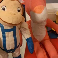 ۲تاعروسک پلنگ صورتی و میمون فضایی