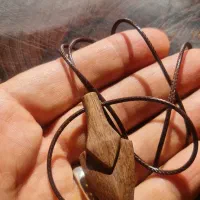 گردنبند چوبی