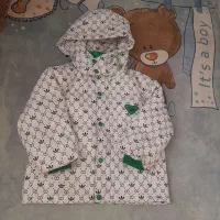 کاپشن و کتونی سایز ۲۹