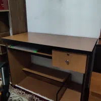 میز کامپیوتر  تحریر