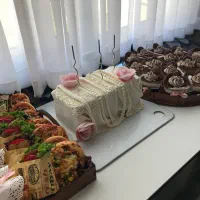 کیک ، دسر ،فینگرفود و پک خواستگاری