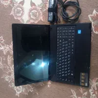 لپ‌تاپ Lenovo 300-15IBR تمیز