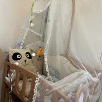 تخت کنار مادر آکبند همراه تشک
