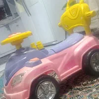 ماشین پلاستیکی کاملا سالم