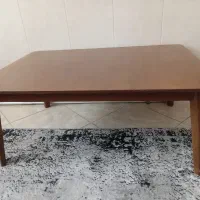 میز جلوی مبل همراه با دو عسلی