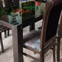 میز ناهار خوری 4نفره درحد نو