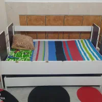تخت کودک۱/۰۰۰/۰۰۰