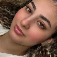اکستنشن تخصصی مژه با 5سال تجربه درخشان
