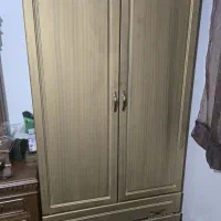 کمد و دو عدد میز تلوزیون