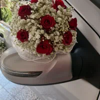 دسته گل وماشین عروس