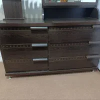 تخت و کمد