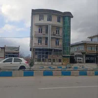 اجاره 137متر تجاری و 3طبقه مسکونی