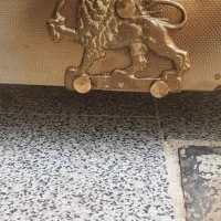 منقل با نشان شیر و خورشید