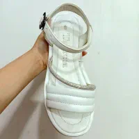 کفش صندل به قیمت مفت