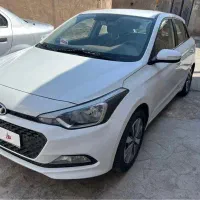 هیونداI20
