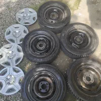 ۵عدد رینگ ولاستیک ۱۴ با ۴ عدد قالپاق ۵ *فوری*