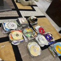 تعداد زیادی سی دی CD
