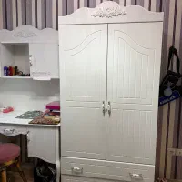 تخت و کمد نوجوان