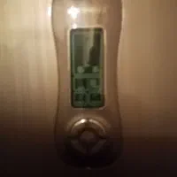 فروش یخچال در حد نو استفاده کنار انبار تو خونه