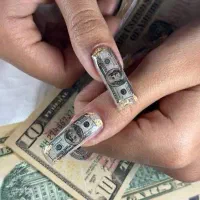 لاک ناخن اگهی را مطالعه کنید.