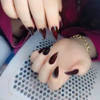 کاشت ناخن ترمیم عیدانه